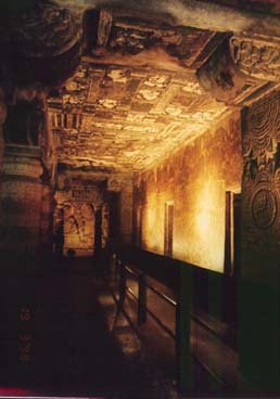 Ajanta02-3.jpg (19386 oCg)