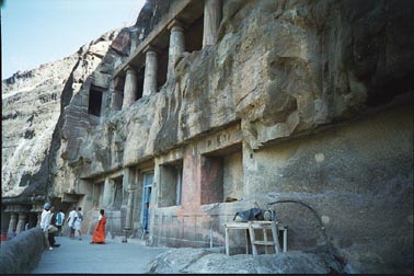 Ajanta06-0.jpg (29122 oCg)