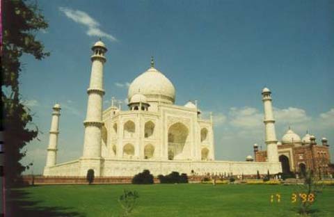 taj2.jpg (17103 oCg)